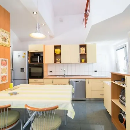 Apartment Neroli Postira