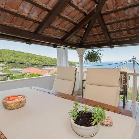 Neroli Apartment